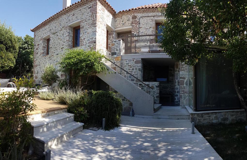 Feel Like Home In Lesvos Mytilene Ngoại thất bức ảnh